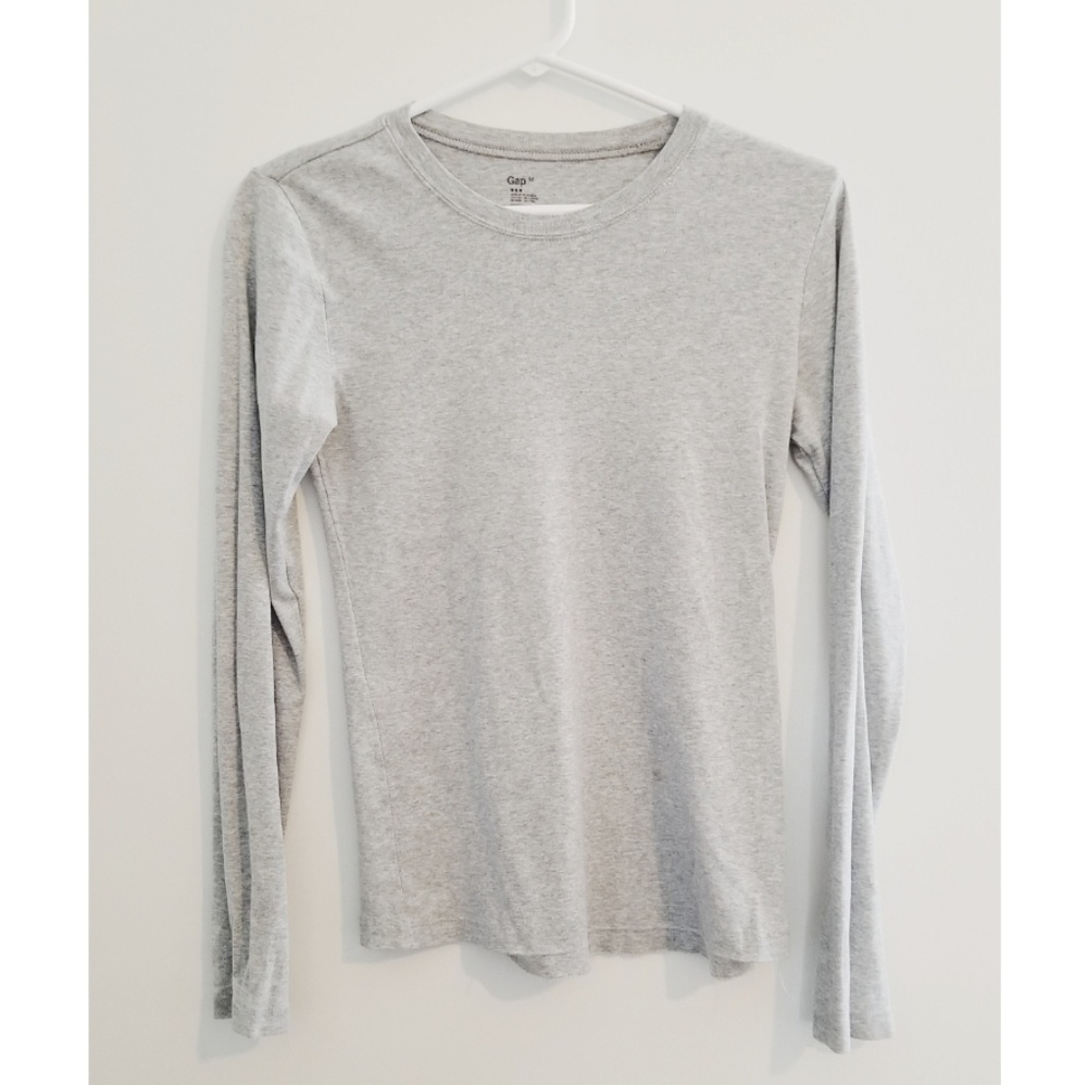 GAP Shirt